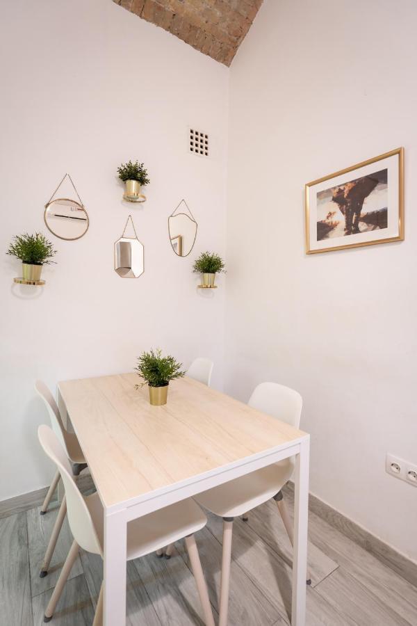 D20- Boutique Apartments, Best Location, By Bqa Budapeste Exterior foto